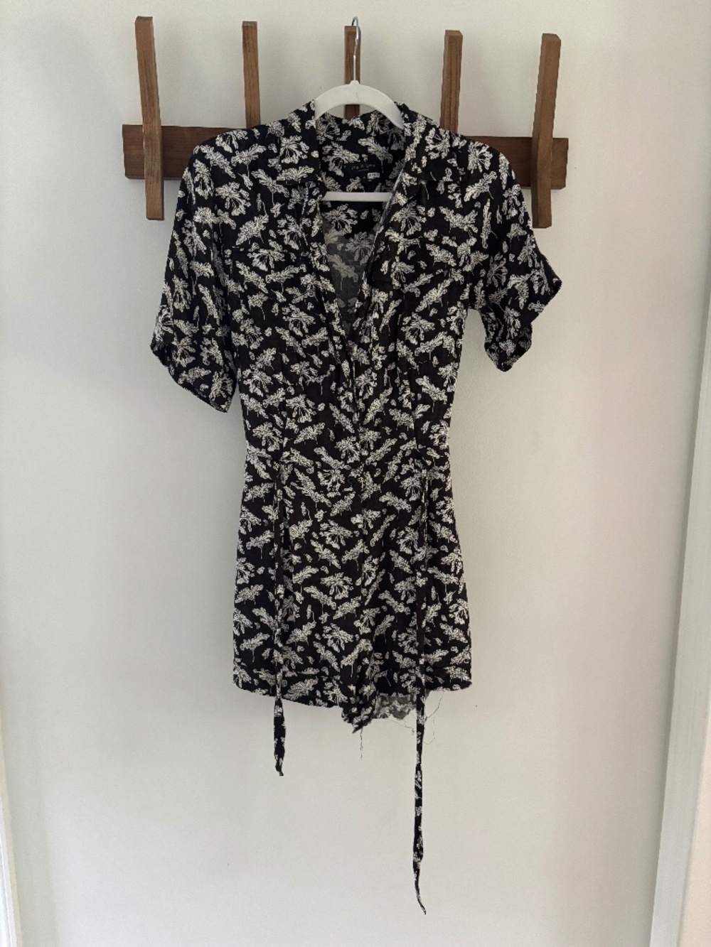 Rag & Bone Floral Print Belted Romper Size 4 (AS IS)